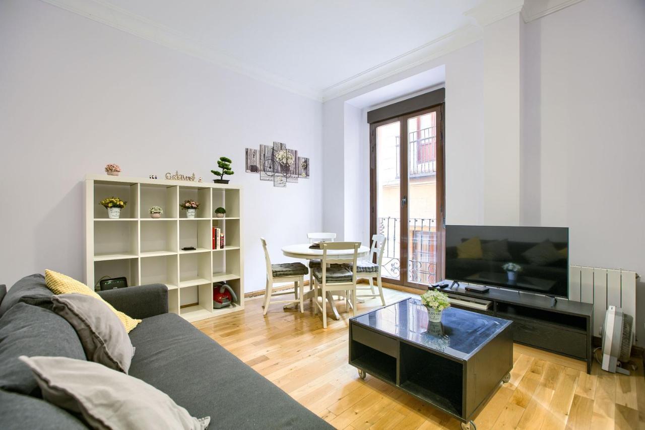 Apartamento En Centro Historico Madrid Exterior photo